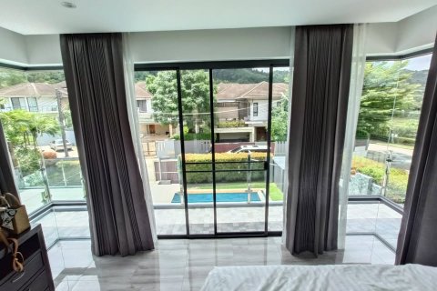 Property in Kathu, Thailand 350 sq.m. № 144530 - photo 8