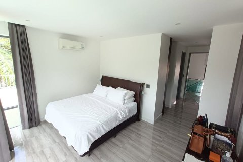 Property in Kathu, Thailand 350 sq.m. № 144530 - photo 9