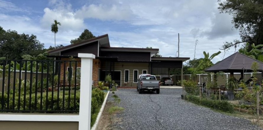 Дом в Кхок Клое, Таиланд с 4 спальнями № 124950