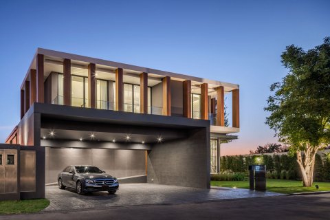 Дом в Самутпракане, Таиланд с 4 комнатами  № 124931 - фото 2