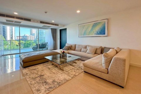 Кондоминиум с 3 спальнями в Паттайе, Таиланд № 130638 - фото 2