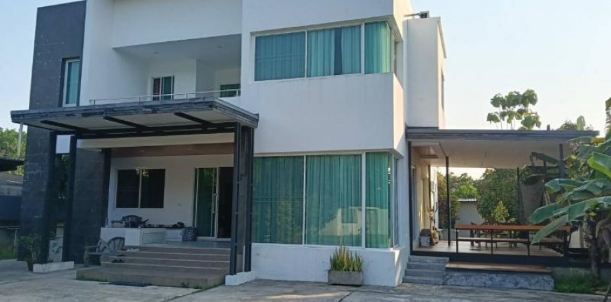 Вилла в Пхангнге, Таиланд с 6 спальнями  № 124929