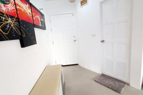 Condo in Pattaya, Thailand, 1 bedroom  № 130366 - photo 7