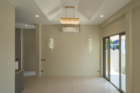 Villa in Bang Tao, Thailand 3 bedrooms № 125552 - photo 3