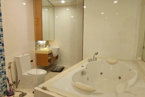 Condo in Pattaya, Thailand, 2 bedrooms № 130519 - photo 14