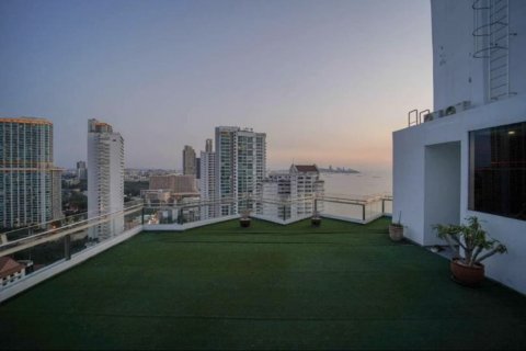 Кондоминиум с 3 спальнями в Паттайе, Таиланд № 130227 - фото 2