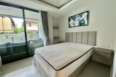 Condo in Pattaya, Thailand, 2 bedrooms  № 130110 - photo 11