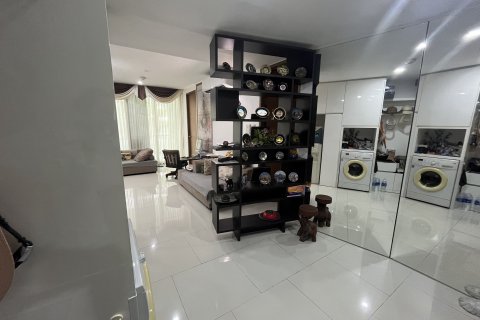 Condo à Pattaya, Thaïlande, 3 chambres  № 123108 - photo 2