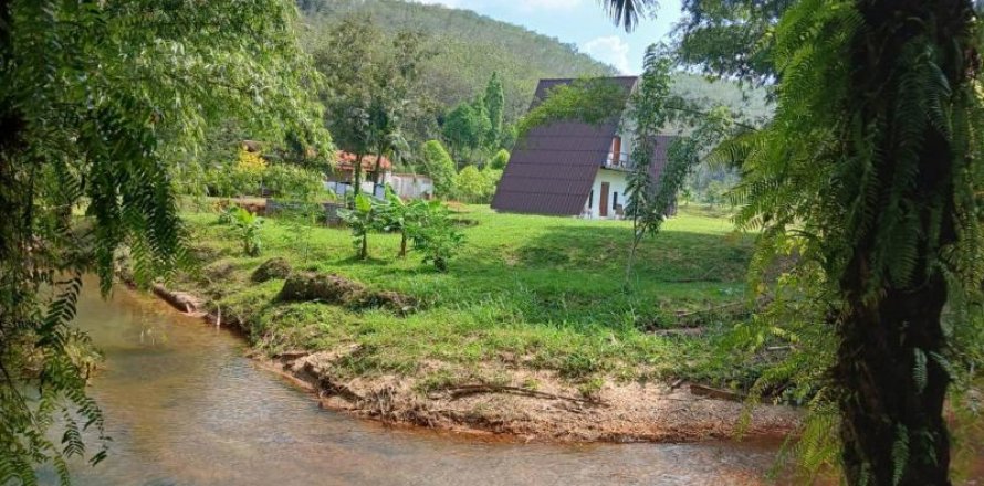 Земельный участок в Пхангнге, Таиланд  № 124972