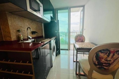 Propriété à Pattaya, Thaïlande 30 m2 № 133148 - photo 10