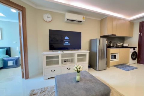Condo in Pattaya, Thailand, 1 bedroom  № 130789 - photo 11