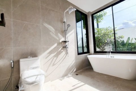 Недвижимость в Ратсаде, Таиланд 51м2  № 144471 - фото 8