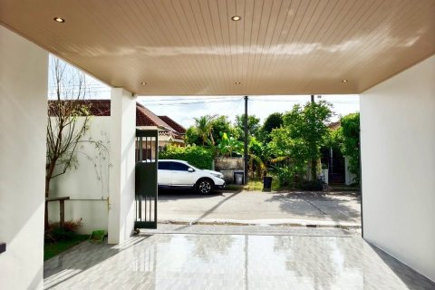 Недвижимость в Ратсаде, Таиланд 51м2  № 144471 - фото 10