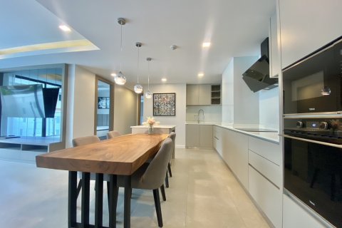 Condo in Pattaya, Thailand, 2 bedrooms  № 130110 - photo 2