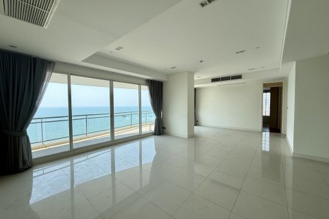 Condo à Pattaya, Thaïlande, 3 chambres № 130071 - photo 2