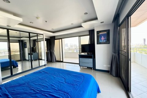 Condo in Pattaya, Thailand, 2 bedrooms  № 133091 - photo 14