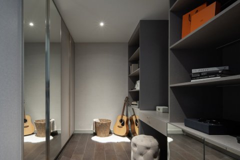 Кондоминиум с 2 комнатами в Ваттхане, Бангкок, Таиланд № 124925 - фото 2