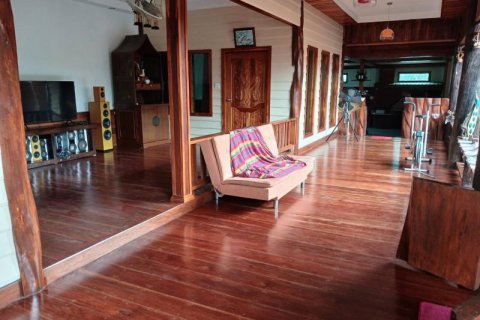 House in Khok Kloi, Thailand 4 bedrooms № 124953 - photo 6