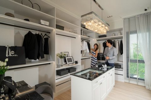 House in Pattaya, Thailand 4 bedrooms № 126729 - photo 6