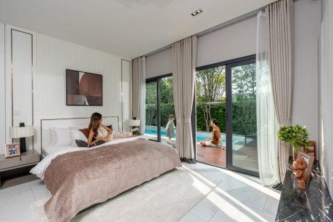 House in Pattaya, Thailand 4 bedrooms № 126729 - photo 5