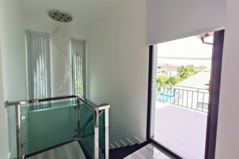 Property in Kathu, Thailand 350 sq.m. № 144530 - photo 16