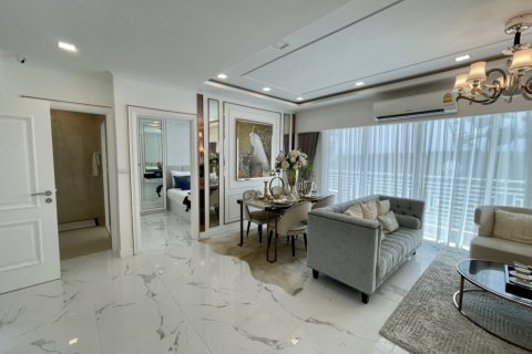 Condo in Pattaya, Thailand, 2 bedrooms  № 130639 - photo 12