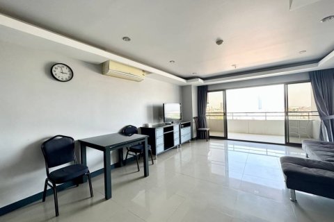 Condo in Pattaya, Thailand, 2 bedrooms  № 133091 - photo 4