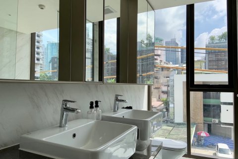 Кондоминиум с 2 комнатами в Ваттхане, Бангкок, Таиланд № 124920 - фото 10