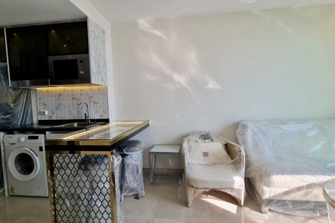 Condo in Pattaya, Thailand, 1 bedroom  № 130094 - photo 11