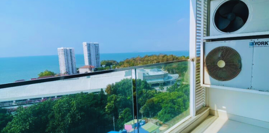 Condo in Pattaya, Thailand, 2 bedrooms  № 121293