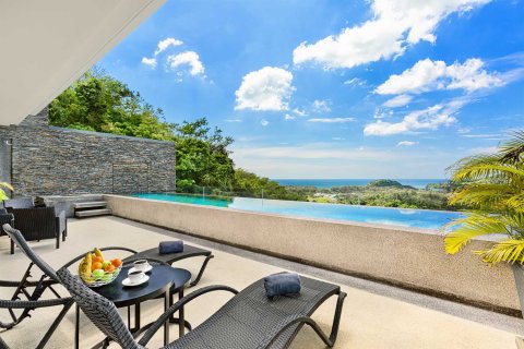 Condo in Bang Tao, Thailand, 3 bedrooms  № 120829