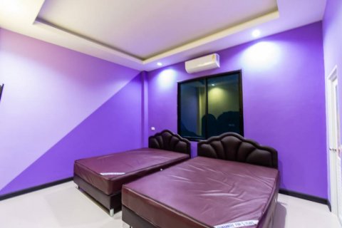 Villa in Cha-am, Thailand 5 bedrooms № 105145 - photo 8