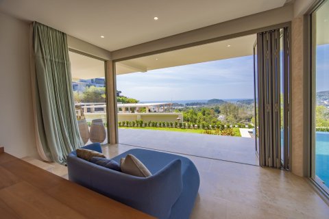 House on Layan Beach, Thailand 3 bedrooms № 84908 - photo 25