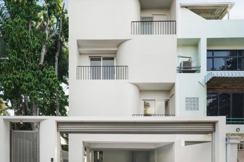 Office in Huai Khwang, Bangkok, Thailand 500 sq.m. № 124009 - photo 1