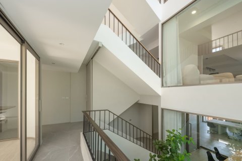 Office in Huai Khwang, Bangkok, Thailand 500 sq.m. № 124009 - photo 4