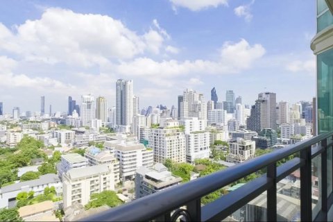 Кондоминиум с 2 спальнями в Ваттхане, Бангкок, Таиланд № 124014 - фото 10