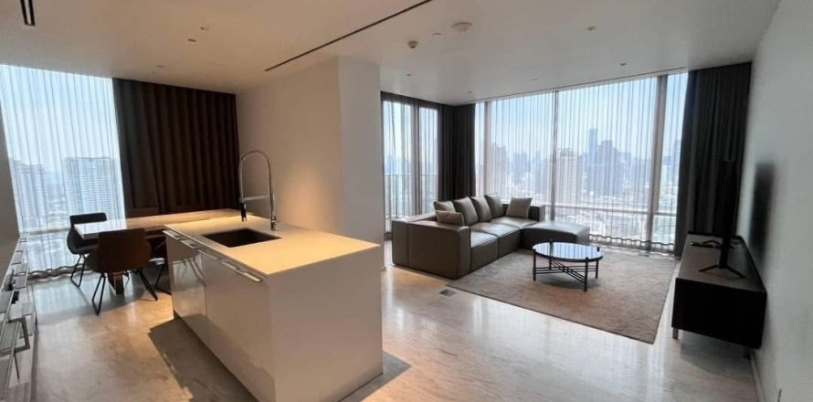 Condo in Sathon, Bangkok, Thailand, 2 bedrooms  № 124013