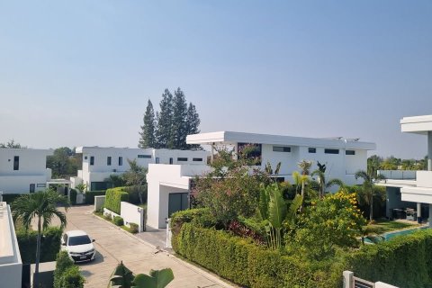 Вилла в Хуа Хине, Таиланд с 4 спальнями № 124015 - фото 12