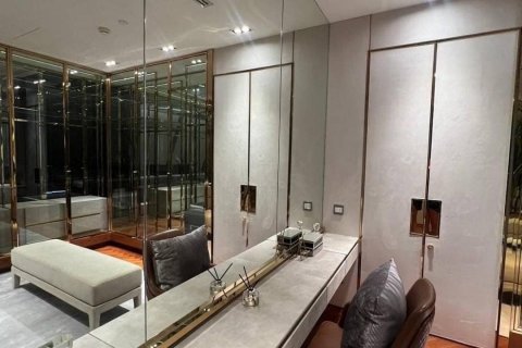Condo in Watthana, Bangkok, Thailand, 3 bedrooms  № 124010 - photo 9