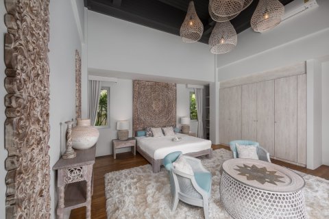 House in Bang Tao, Thailand 5 bedrooms № 132084 - photo 9