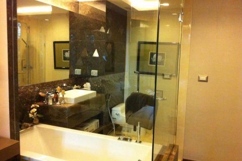 Кондоминиум с 1 спальней в Бангкоке, Таиланд № 144110 - фото 6