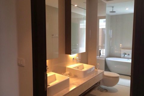 Maison à Sathon, Bangkok, Thaïlande 4 chambres № 144109 - photo 3