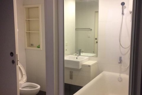 Кондоминиум с 2 спальнями в Бангкоке, Таиланд № 144113 - фото 6