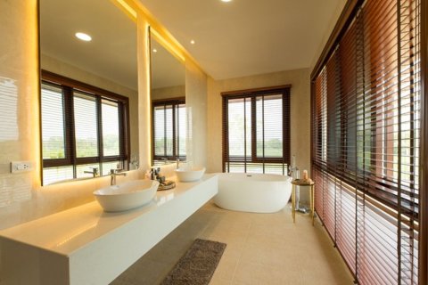 Дом в Чиангмае, Таиланд с 7 спальнями  № 101685 - фото 21