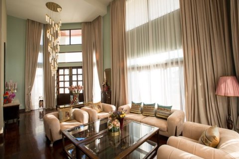 Дом в Чиангмае, Таиланд с 7 спальнями № 101685 - фото 2