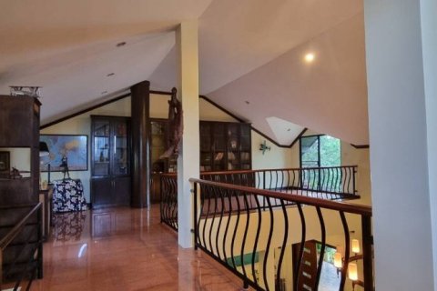 Вилла в Паттайе, Таиланд с 8 спальнями  № 85971 - фото 10