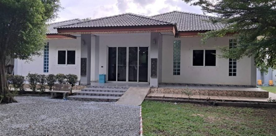 Дом в Паттайе, Таиланд с 3 спальнями № 132674