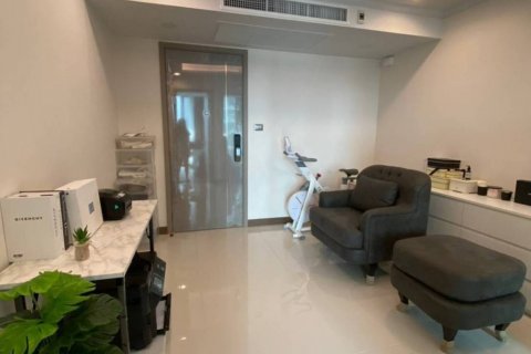 Condo in Bangkok, Thailand, 1 bedroom  № 132676 - photo 1