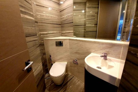 Condo in Bangkok, Thailand, 3 bedrooms  № 143781 - photo 10