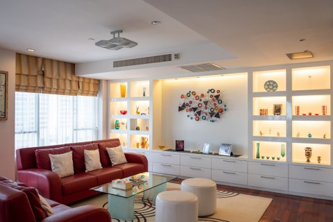 Condo à Bangkok, Thaïlande, 4 chambres № 143782 - photo 4